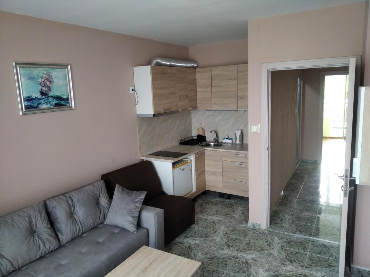 Apartment Georgiev Süzebolu Dış mekan fotoğraf